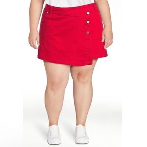 No Boundaries Juniors' Denim Skort, Size 17(Junior) Color Red.